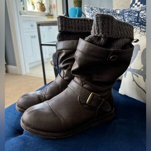 Muk Luks brown boots size 7
